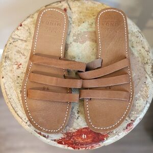 Minda Traveler Slide Sandals